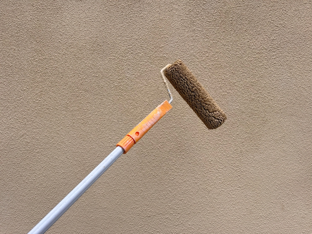 Laat je Spachtelputz verven met 10 procent korting.